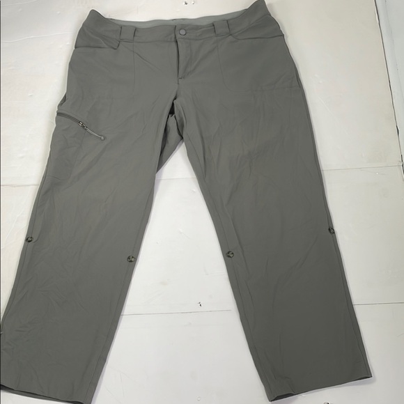 Eastern Mountain Sports Green Grey Hiking Pants 12-S - Picture 1 of 17